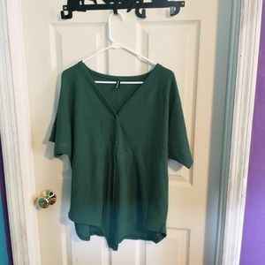 Iwollence shirt NWOT